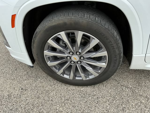 Certified 2022 Chevrolet Traverse Premier w/ LPO, 'HIT The Road' Package AWD/4WD image 25