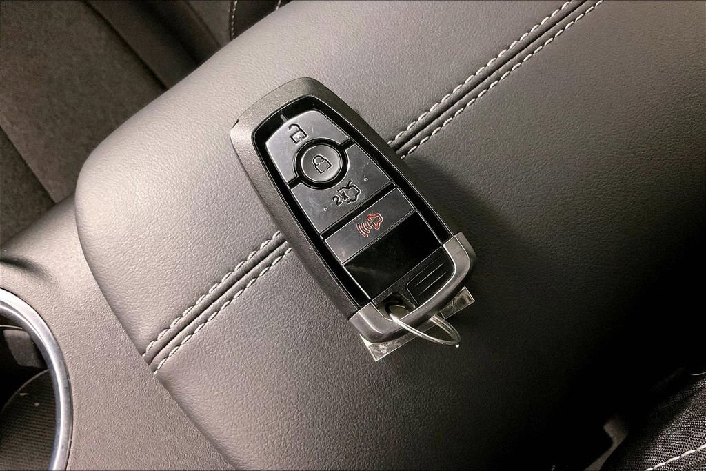 Used 2024 Ford Mustang Coupe image 13