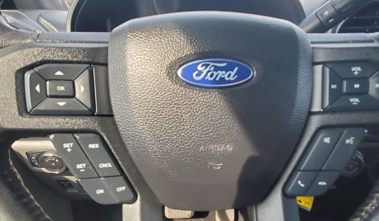 Used 2017 Ford F150 XLT w/ Equipment Group 301A Mid AWD/4WD image 11