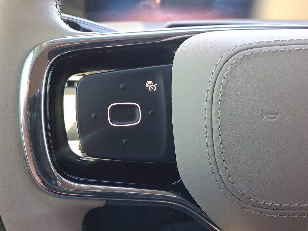 Certified 2024 Lincoln Nautilus Premier AWD/4WD image 20