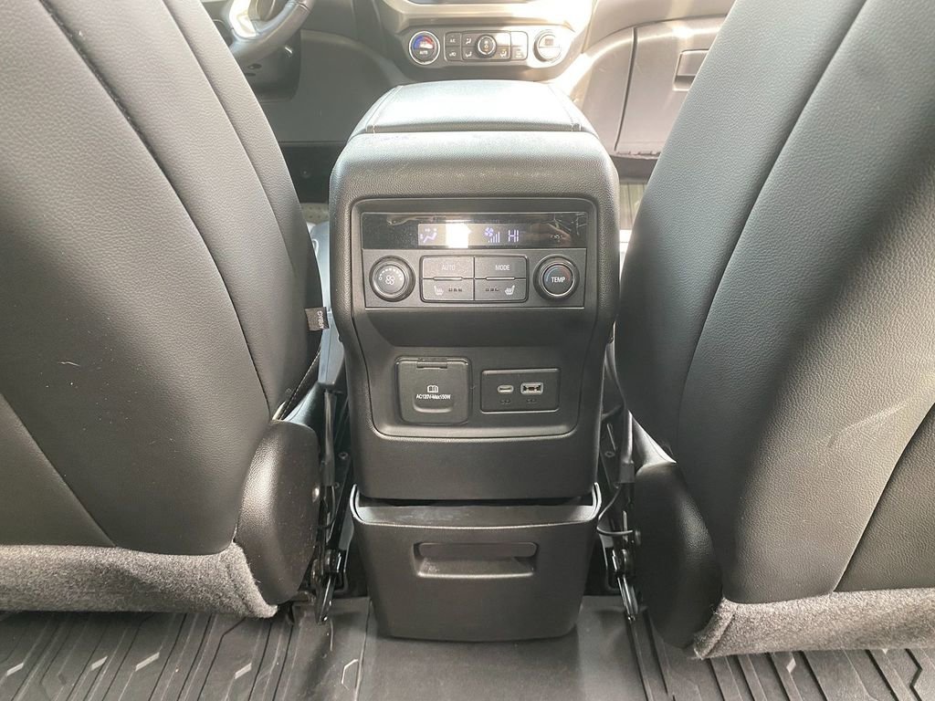 Used 2021 GMC Acadia Denali w/ Denali Ultimate Package image 30