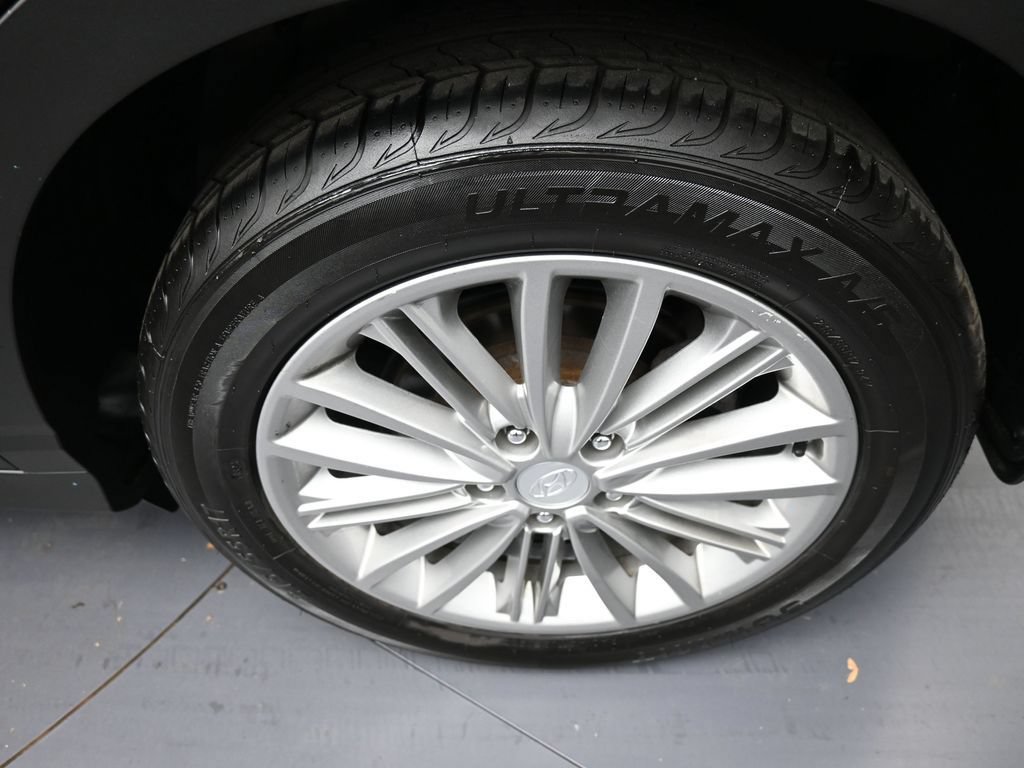 Used 2019 Hyundai Kona SEL w/ SEL Tech Package 02 AWD/4WD image 15
