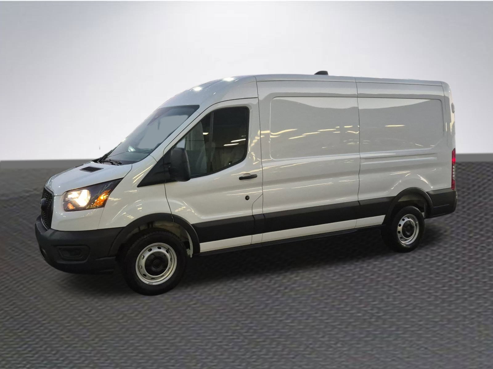 New 2026 Ford Transit 250 148 Medium Roof w/ Load Area Protection Package image 2