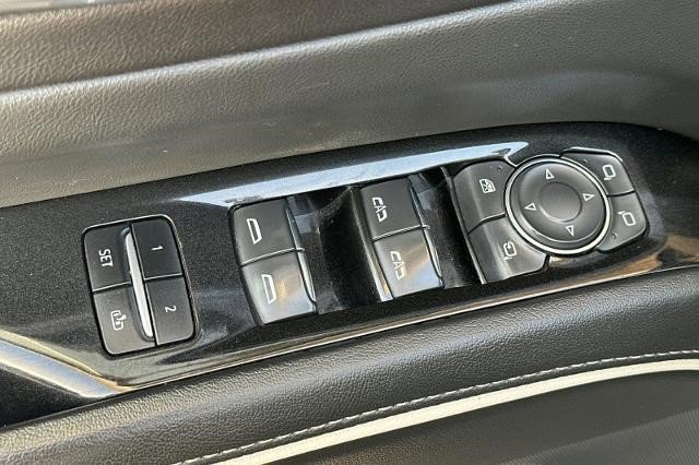 Certified 2022 Cadillac Escalade Sport w/ LPO, ONYX Package image 6