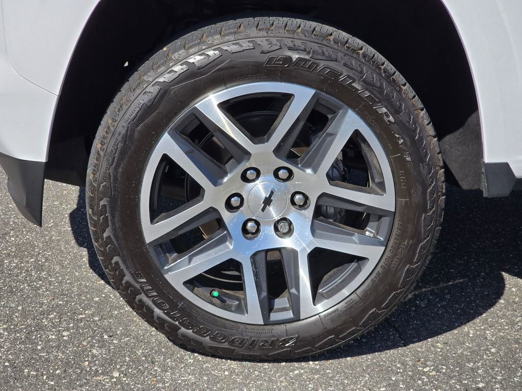 Used 2023 Chevrolet Colorado Z71 w/ Z71 Convenience Package 2 image 11