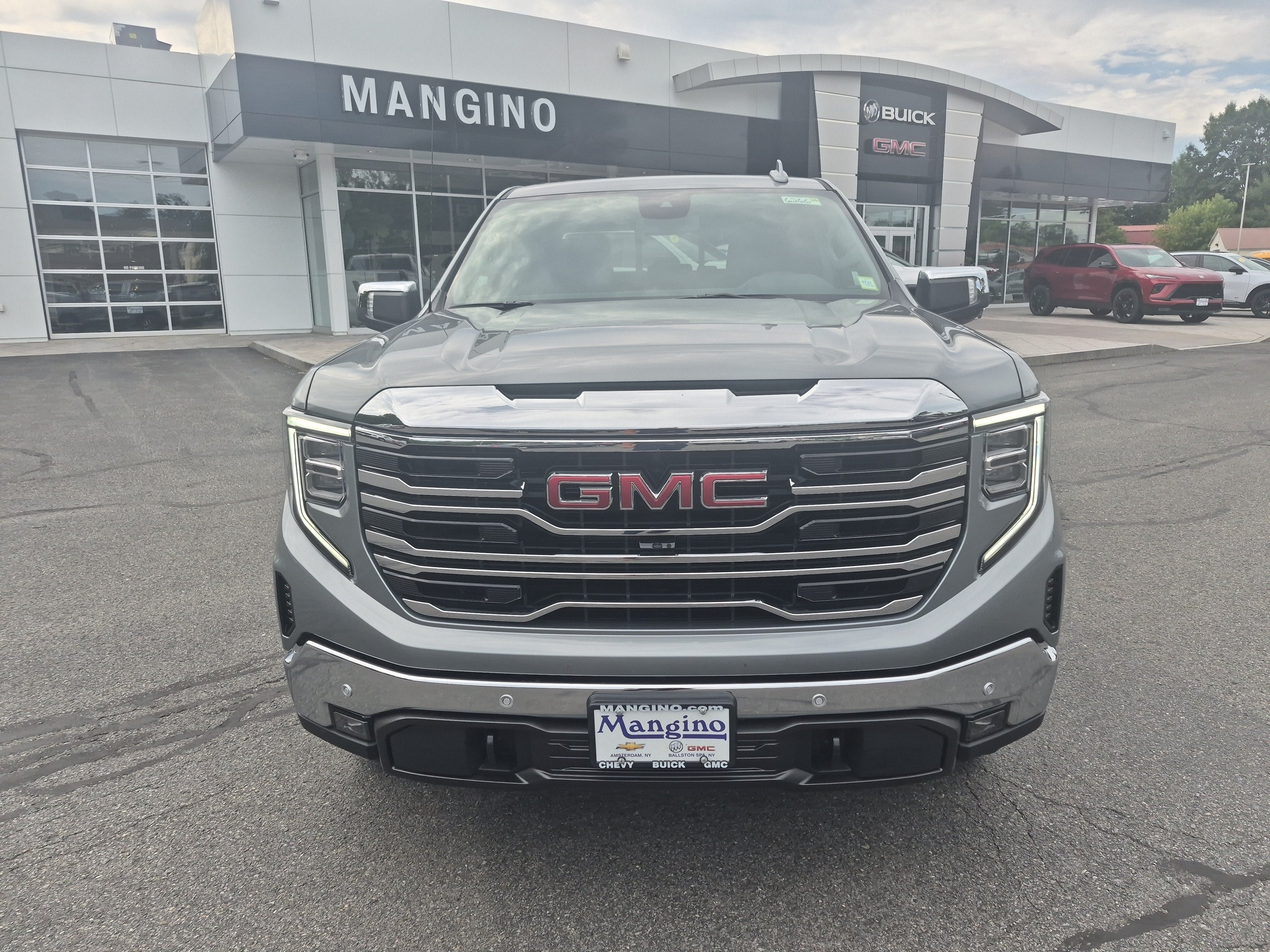 Used 2026 GMC Sierra 1500 SLT w/ SLT Premium Plus Package AWD/4WD image 23