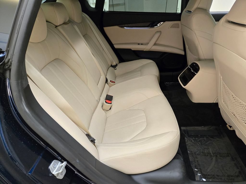 Certified 2023 Maserati Quattroporte Modena RWD image 25