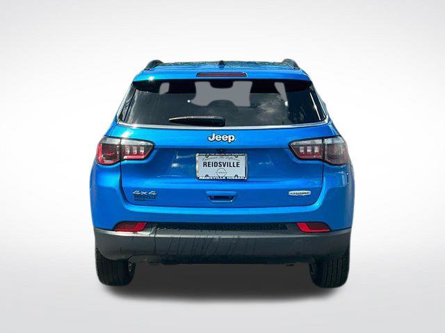 Used 2024 Jeep Compass Latitude AWD/4WD image 7