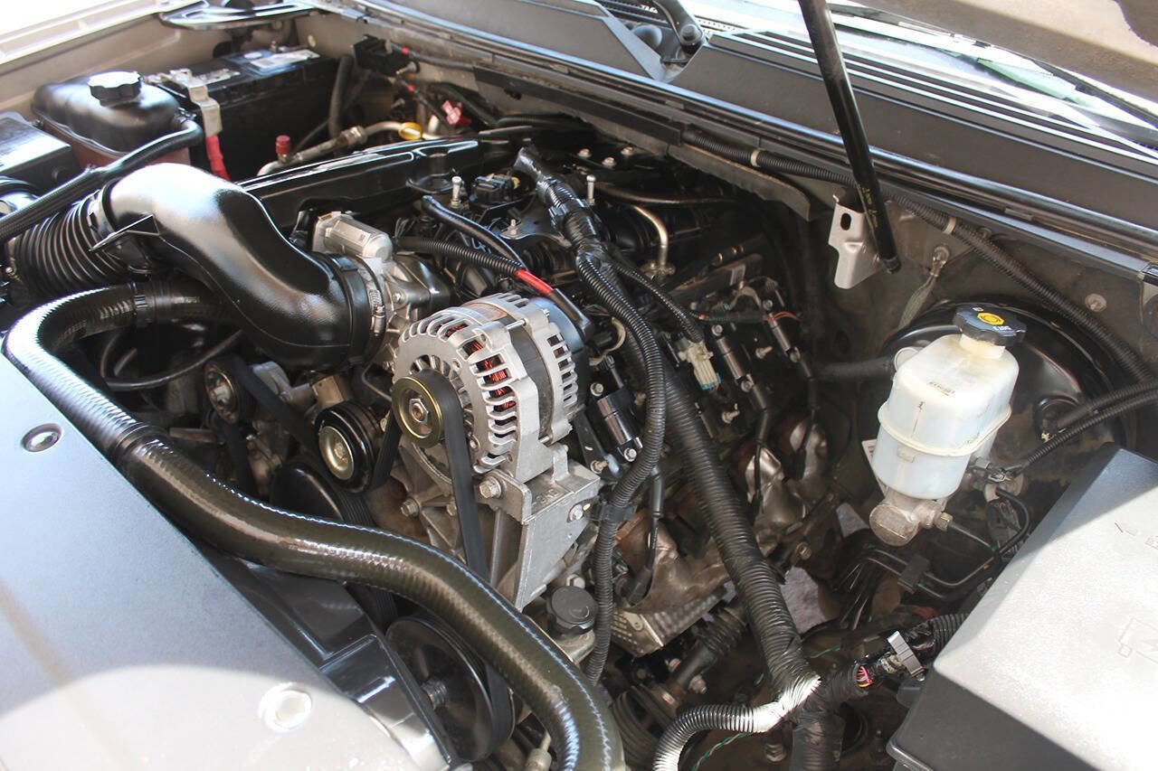 Used 2007 GMC Yukon SLE RWD image 36