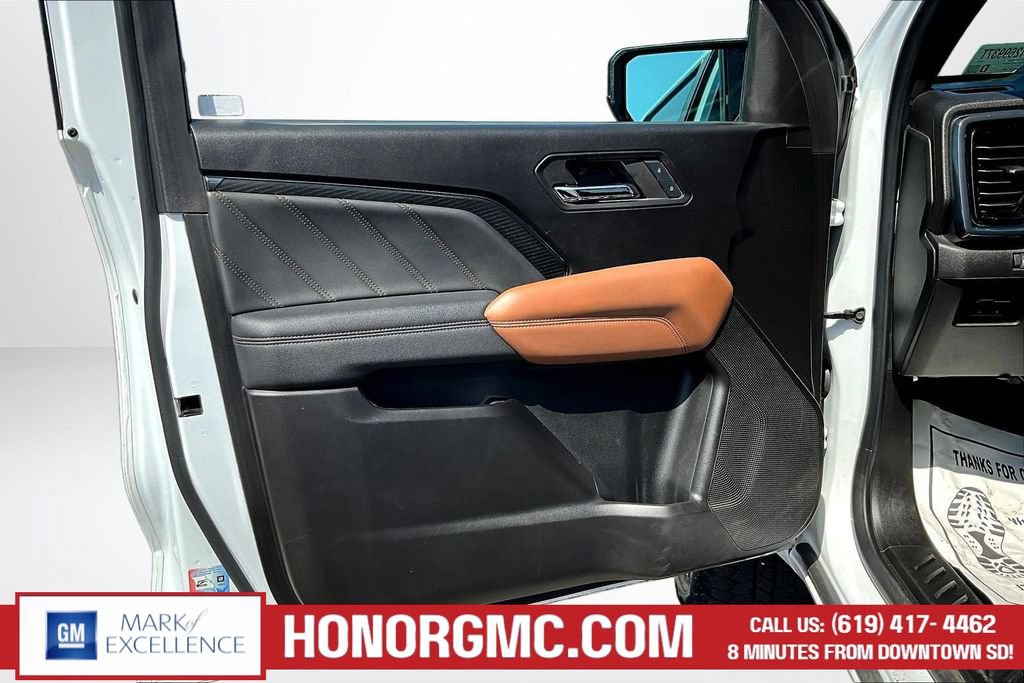Used 2024 GMC Canyon AT4 AWD/4WD image 20