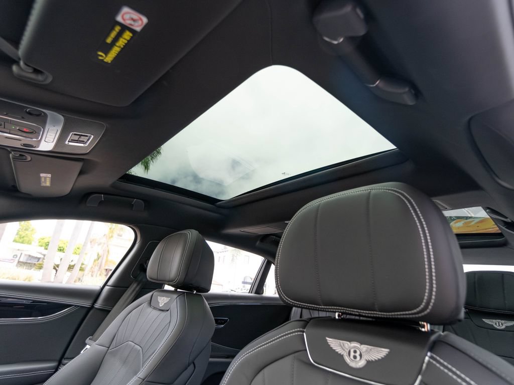Used 2024 Bentley Flying Spur V8 AWD/4WD image 26