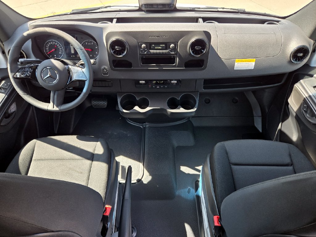 New 2026 Mercedes-Benz Sprinter 2500 image 2