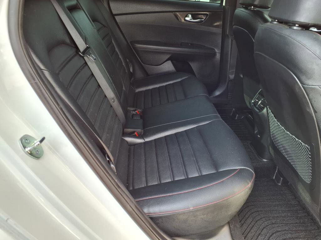 Used 2023 Kia Forte GT image 14