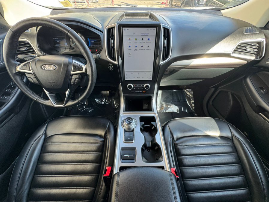 Used 2024 Ford Edge SEL AWD/4WD image 13