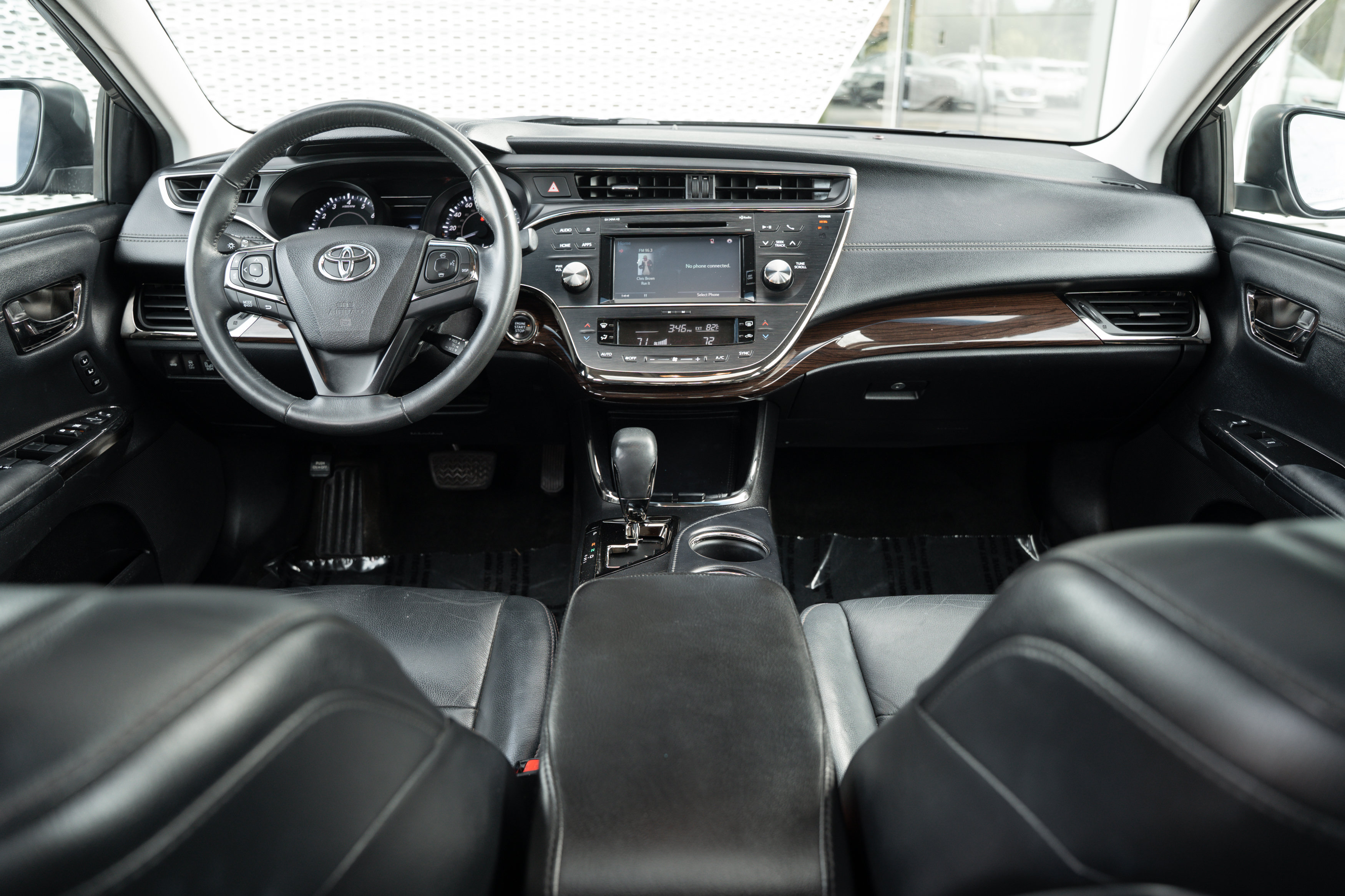 Used 2015 Toyota Avalon XLE Touring FWD image 8