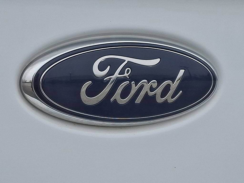 Used 2019 Ford Transit Connect XLT image 30