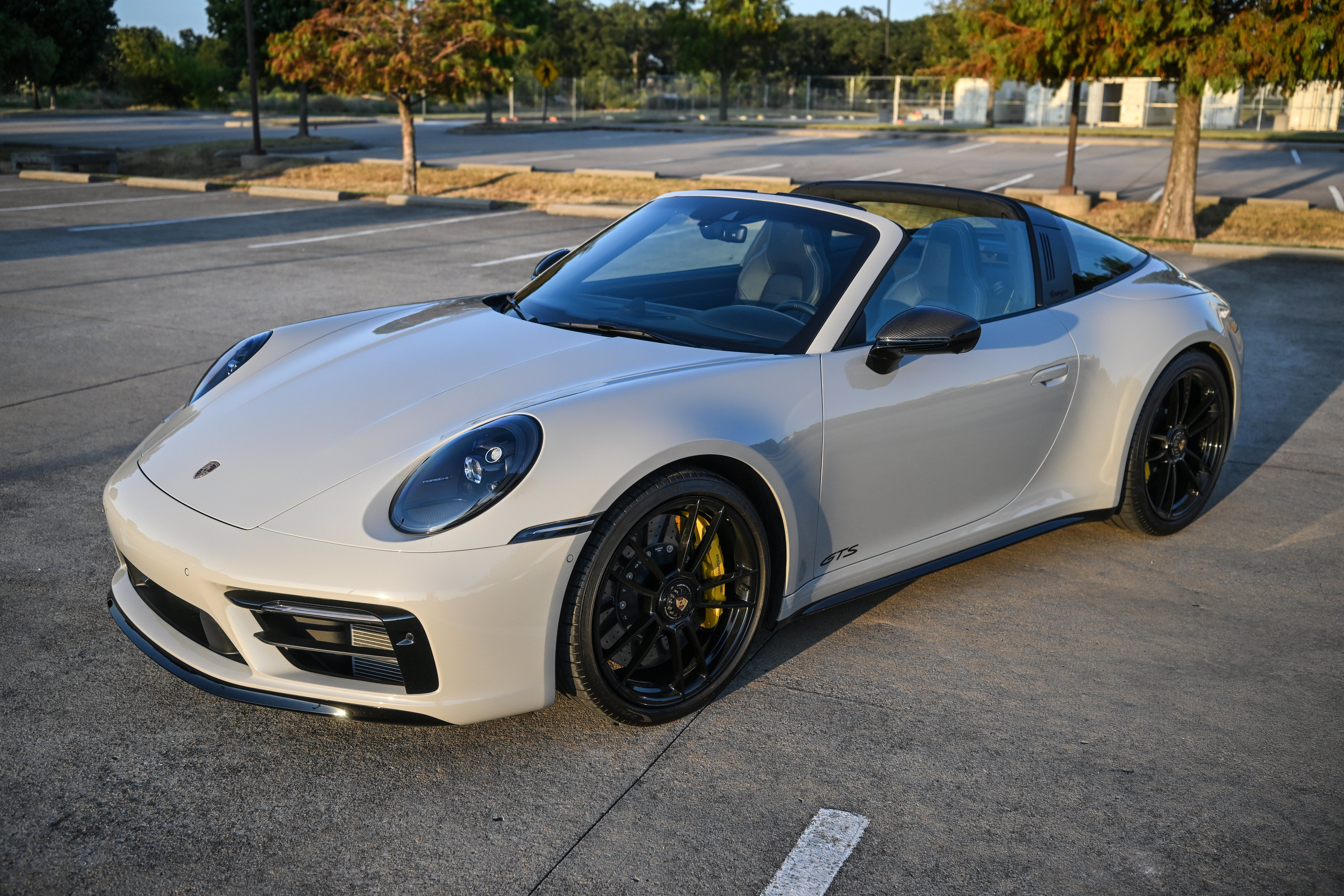 Used 2022 Porsche 911 AWD/4WD image 41