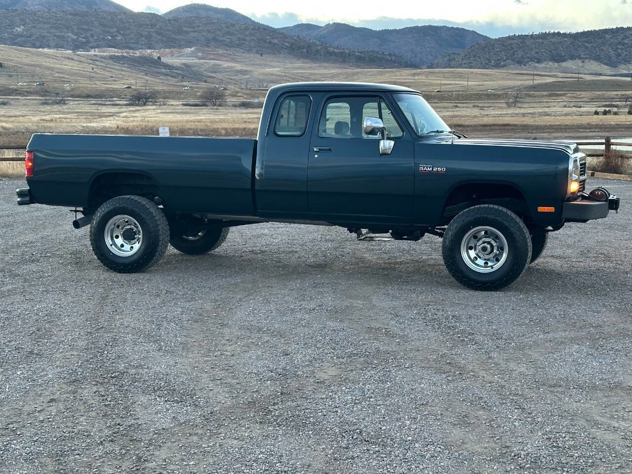 Used 1992 Dodge D/W Truck 250 image 25