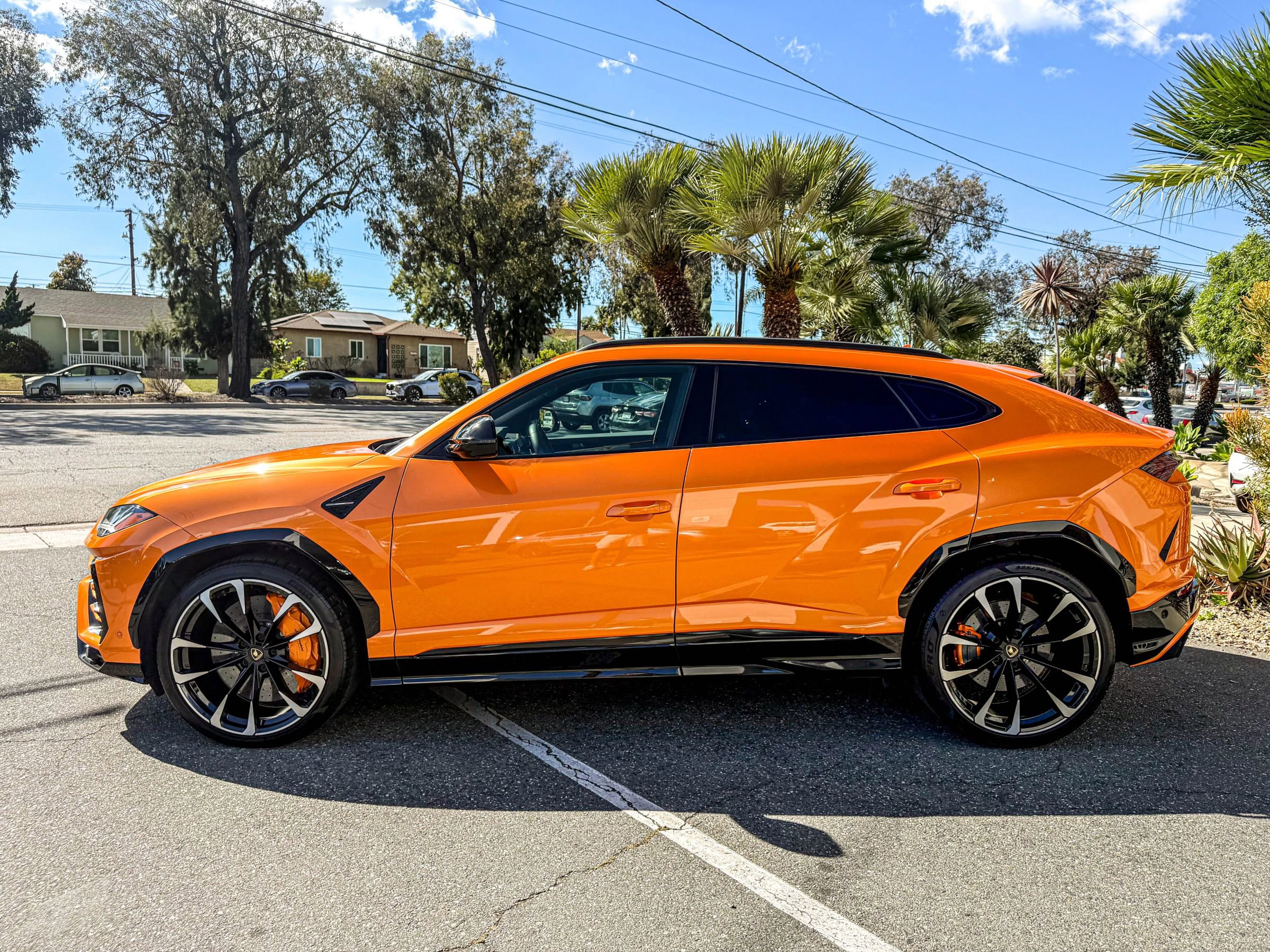 Used 2021 Lamborghini Urus image 12