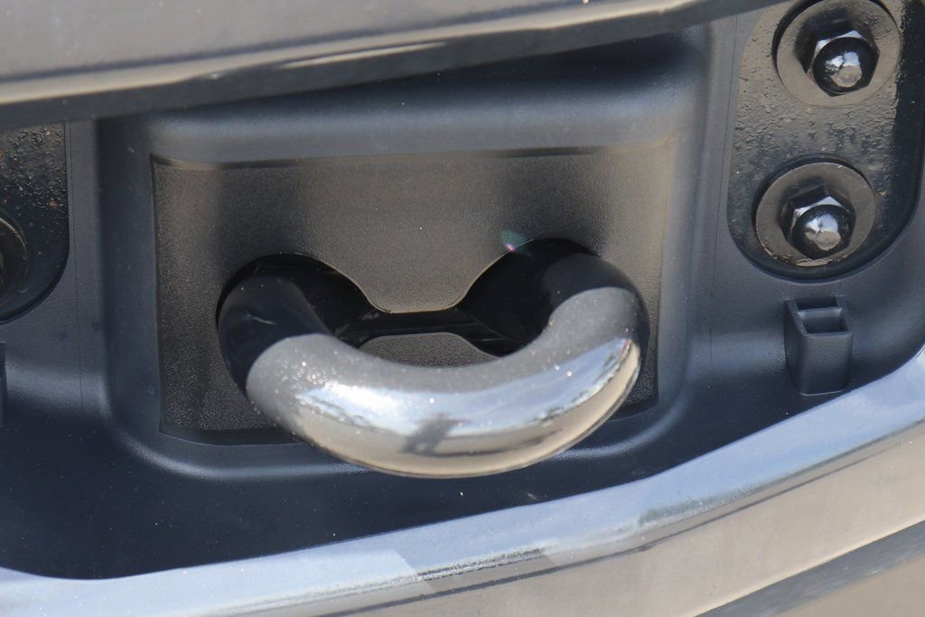 Used 2017 Ford F550 2WD Regular Cab Super Duty image 37