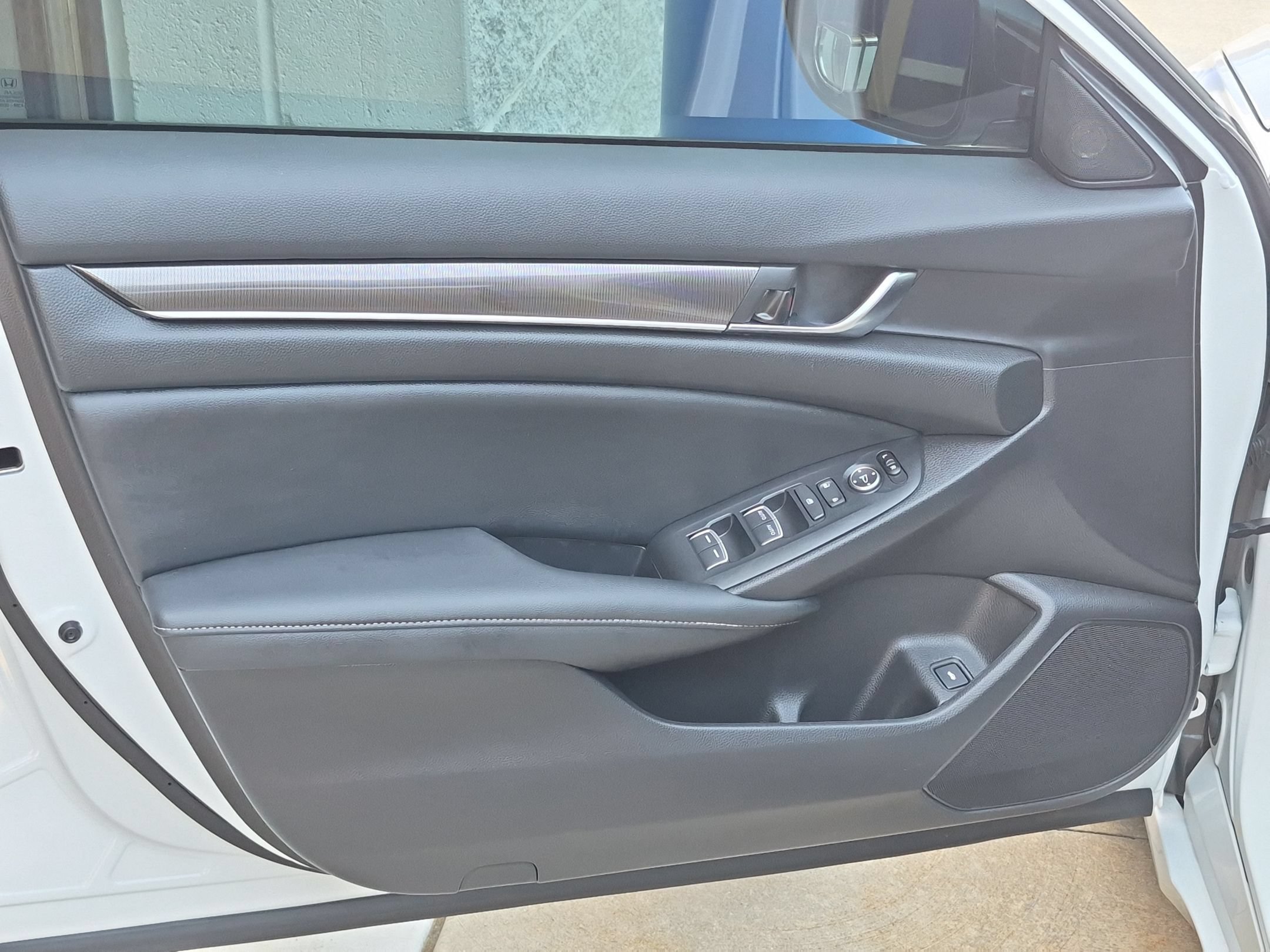 Certified 2022 Honda Accord Sport image 13