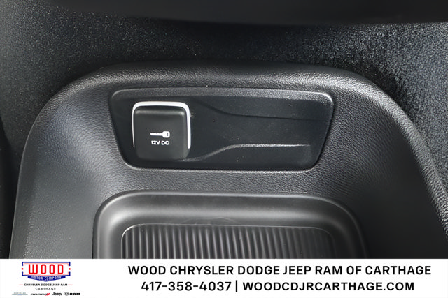 New 2026 Chrysler Voyager LX FWD image 21