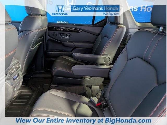 Certified 2025 Honda Pilot TrailSport image 19