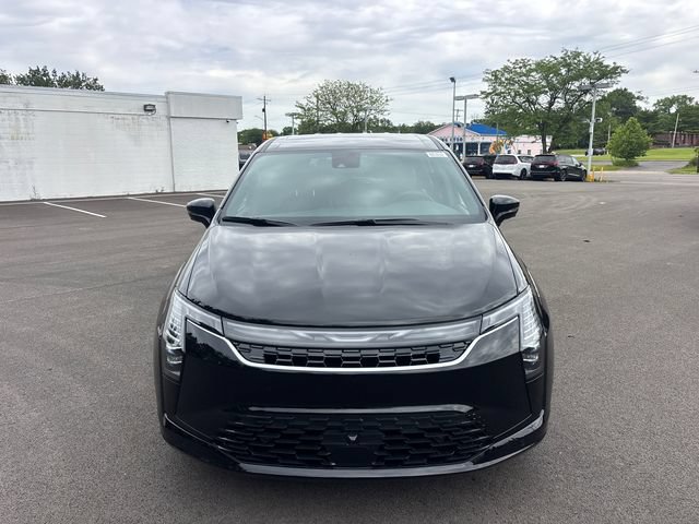 New 2027 Chrysler Pacifica Select w/ Family Tech Group FWD image 5