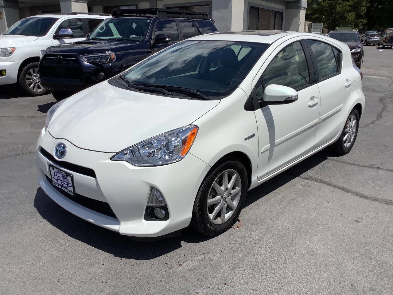 Used 2012 Toyota Prius C Four FWD image 2