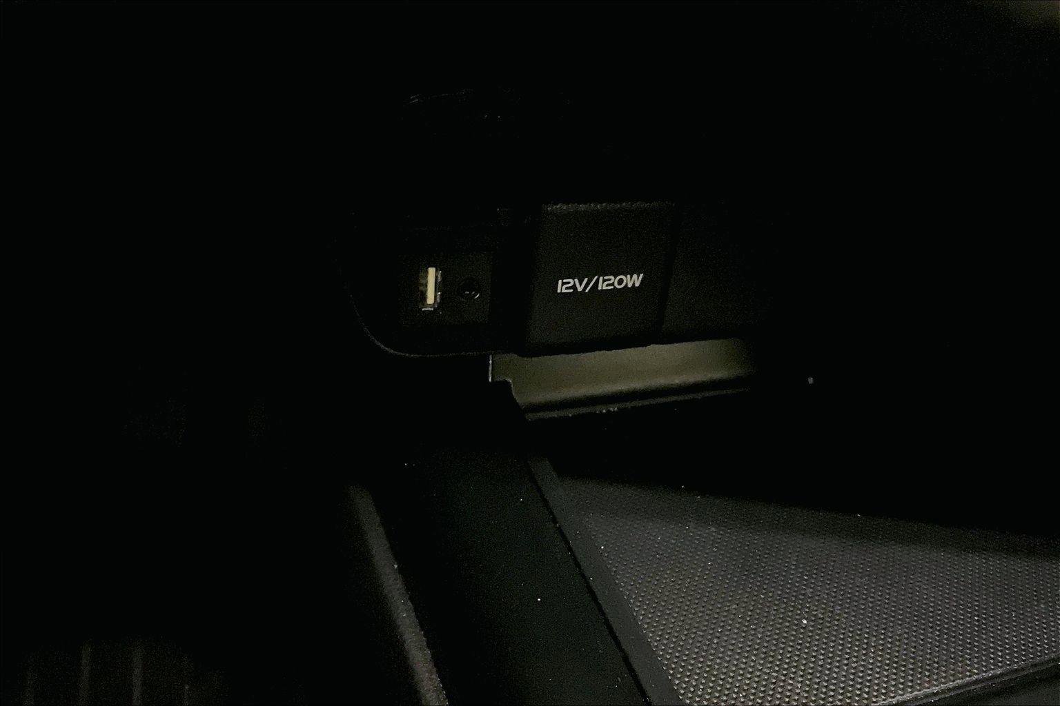 Used 2019 Toyota Camry SE image 31