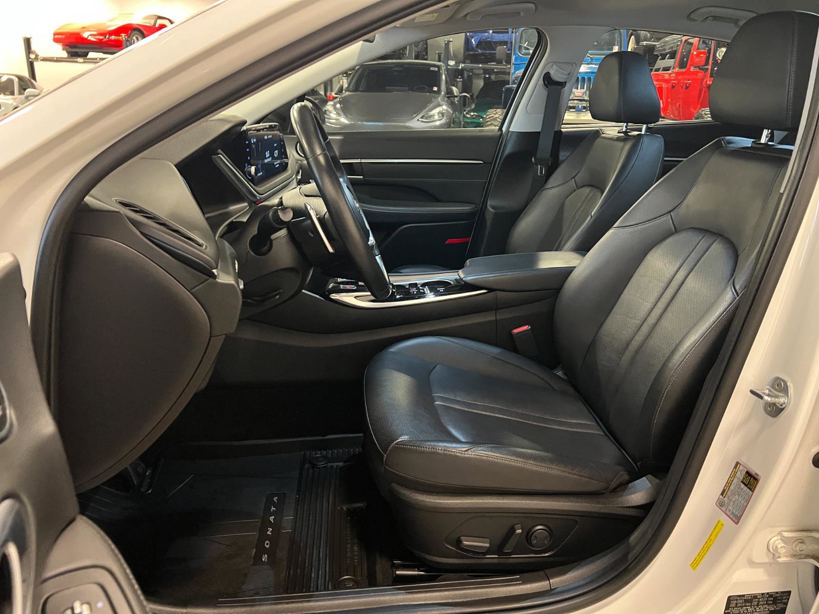 Used 2021 Hyundai Sonata Limited FWD image 9