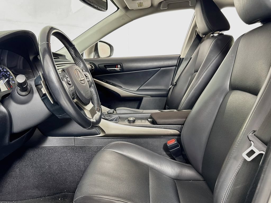 Used 2015 Lexus IS 250 w/ Navigation System Package RWD image 7