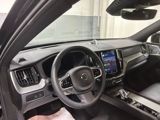 Certified 2025 Volvo XC60 T8 Ultra image 12