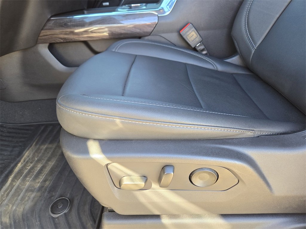 Used 2024 Chevrolet Silverado 2500 LTZ w/ LTZ Plus Package image 19