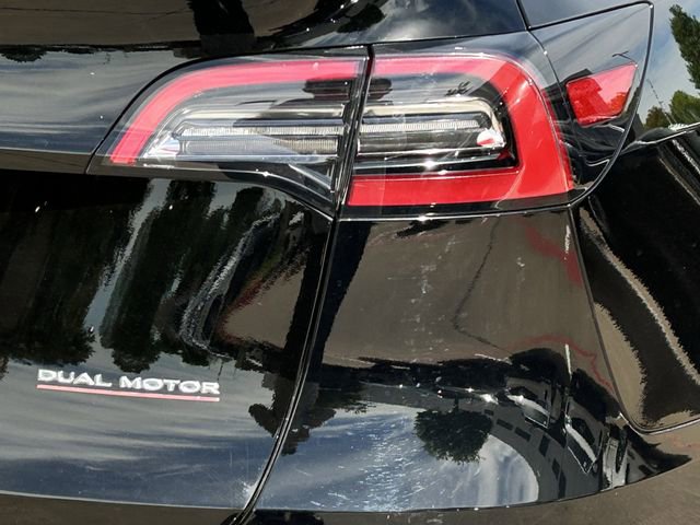 Used 2022 Tesla Model Y Performance image 7