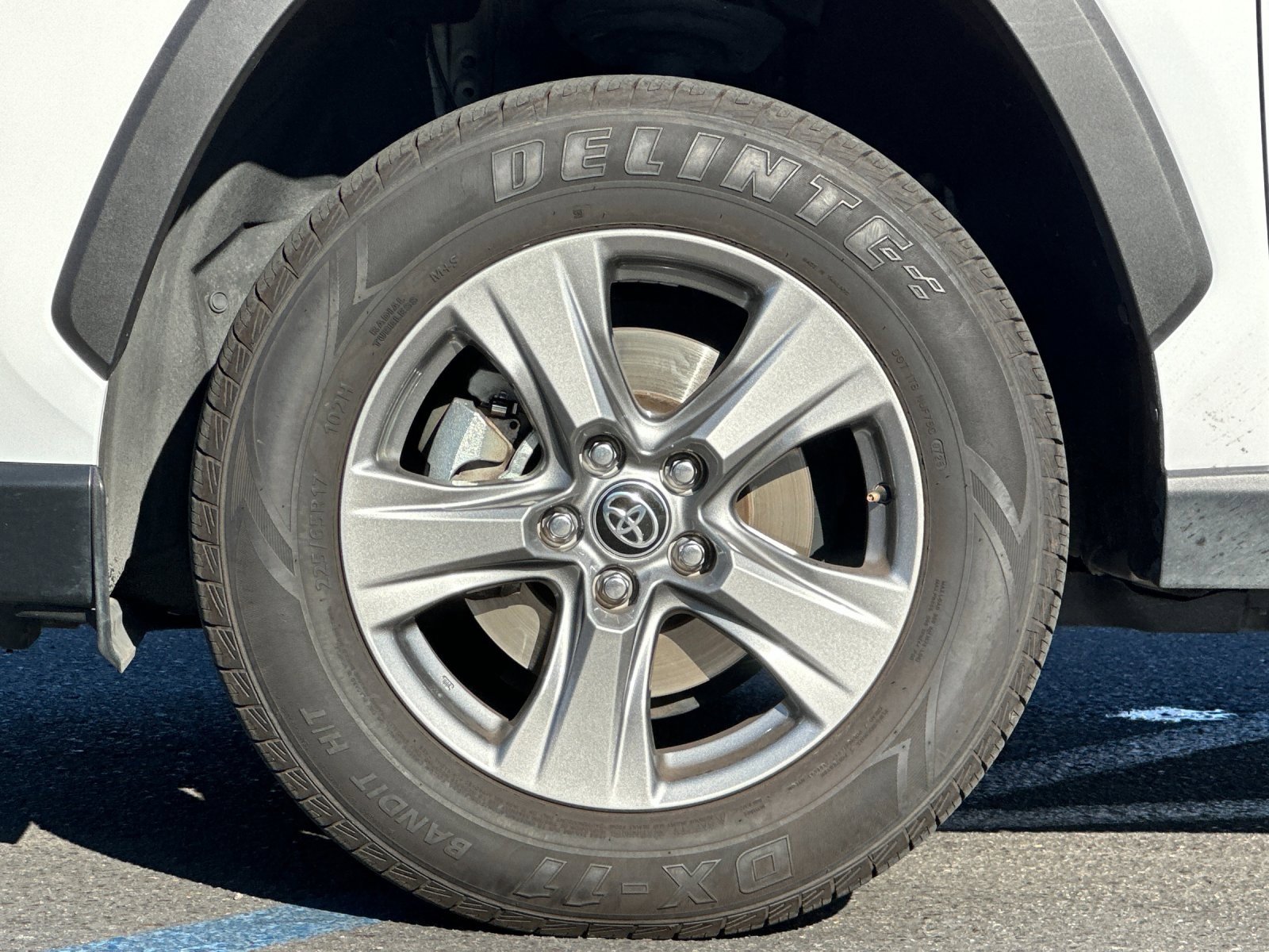 Used 2024 Toyota RAV4 XLE image 23