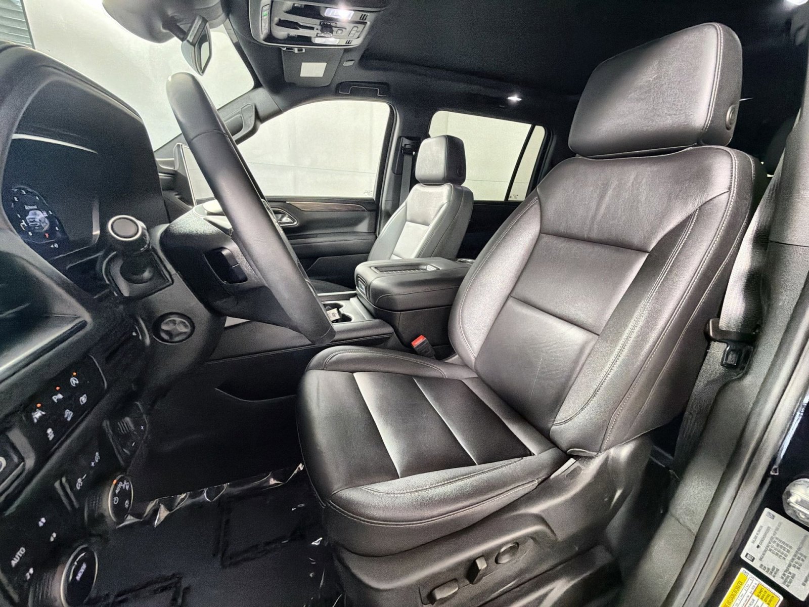 Used 2024 Chevrolet Suburban Z71 AWD/4WD image 13