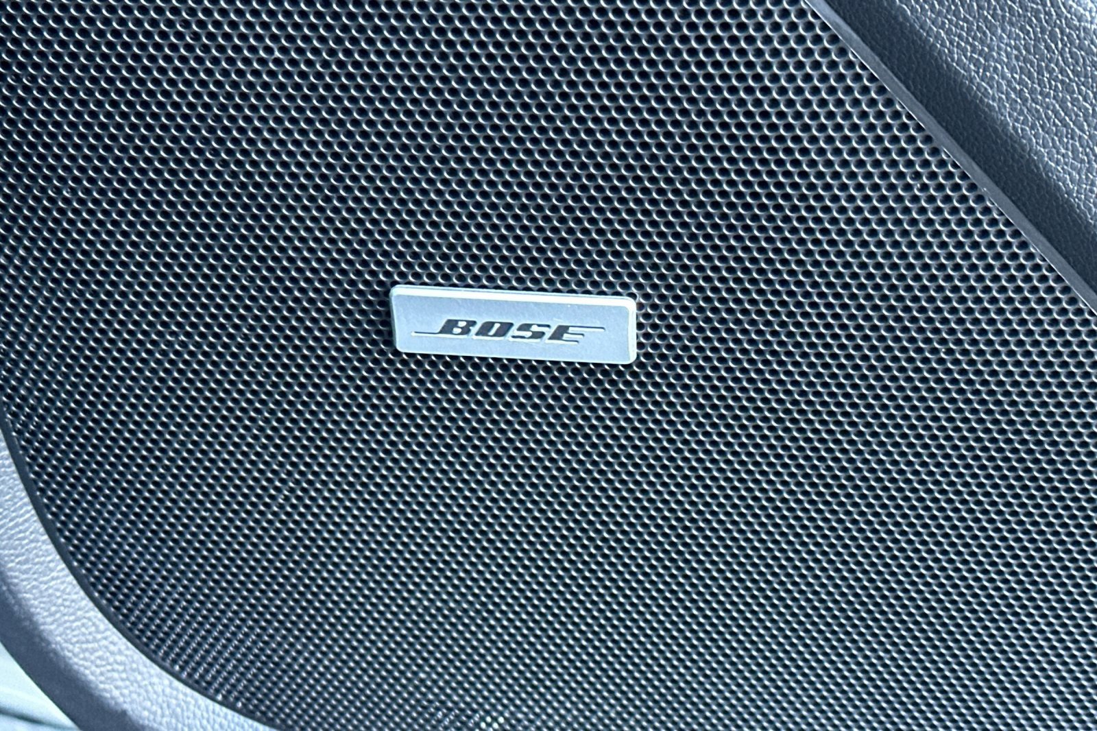 Used 2020 Chevrolet Traverse RS image 42