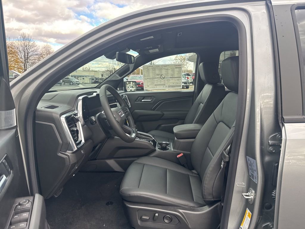 New 2026 GMC Canyon Elevation image 9