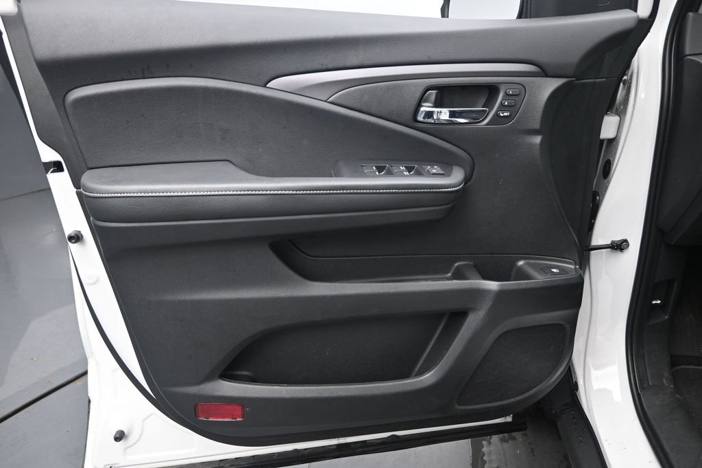 Used 2025 Honda Ridgeline RTL image 23