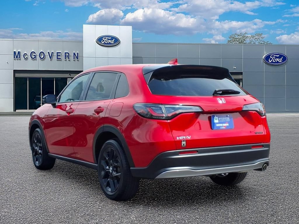 Used 2025 Honda HR-V Sport image 8