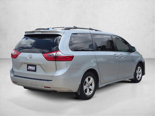 Used 2020 Toyota Sienna LE FWD image 5