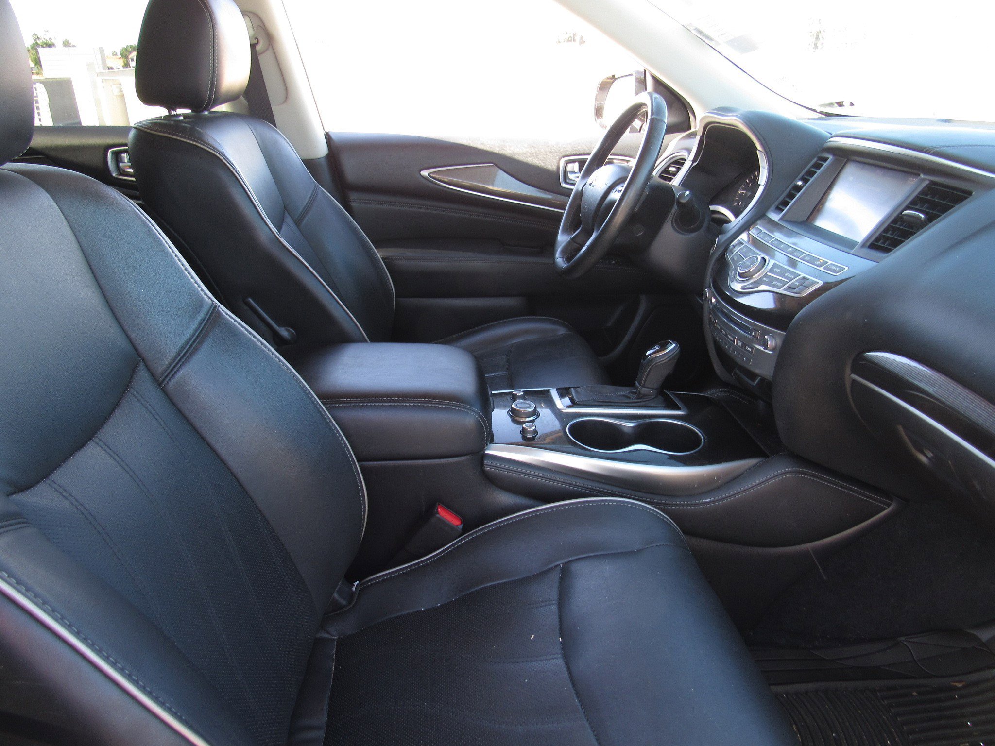 Used 2018 INFINITI QX60 Luxe image 9