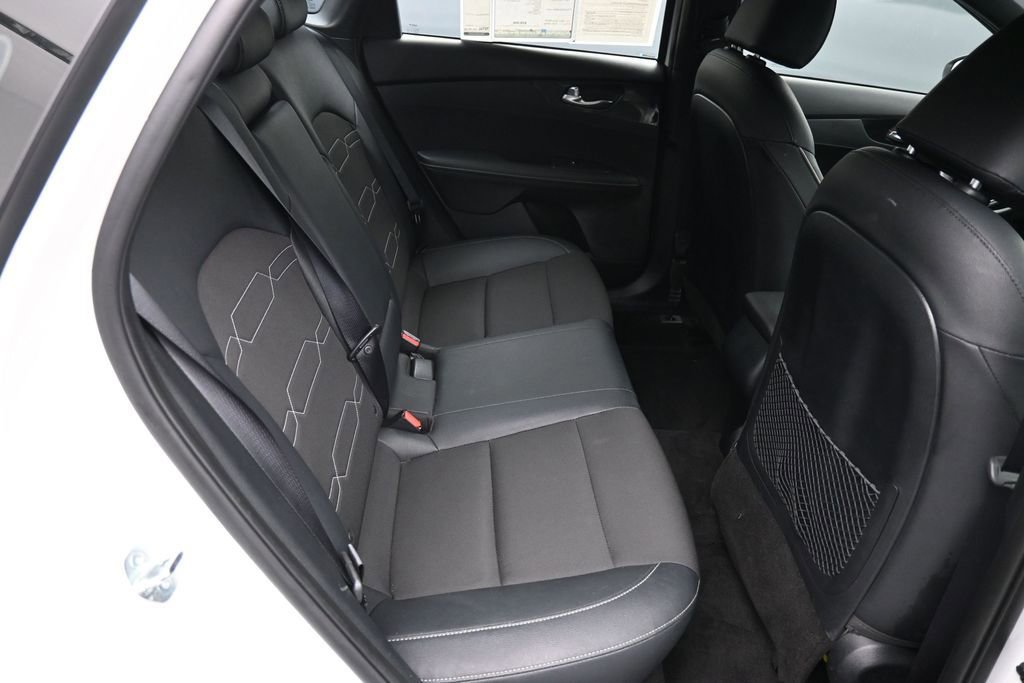 Certified 2024 Kia Forte GT-Line FWD image 22