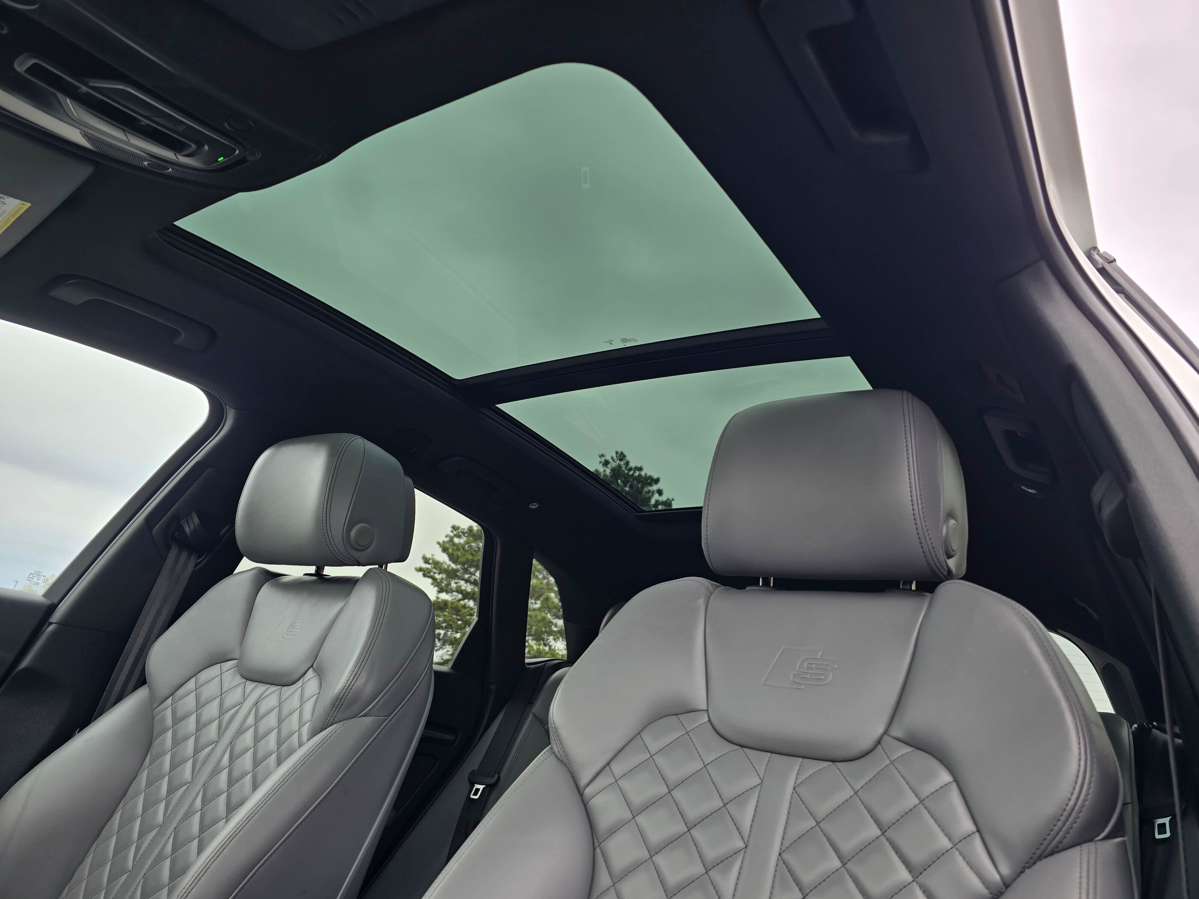 Certified 2023 Audi SQ5 Premium Plus w/ Premium Plus Package AWD/4WD image 28