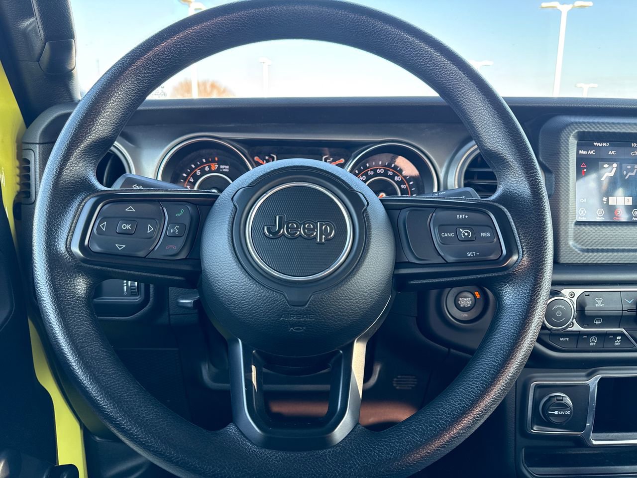 Used 2023 Jeep Gladiator Sport w/ Trailer Tow Package image 18