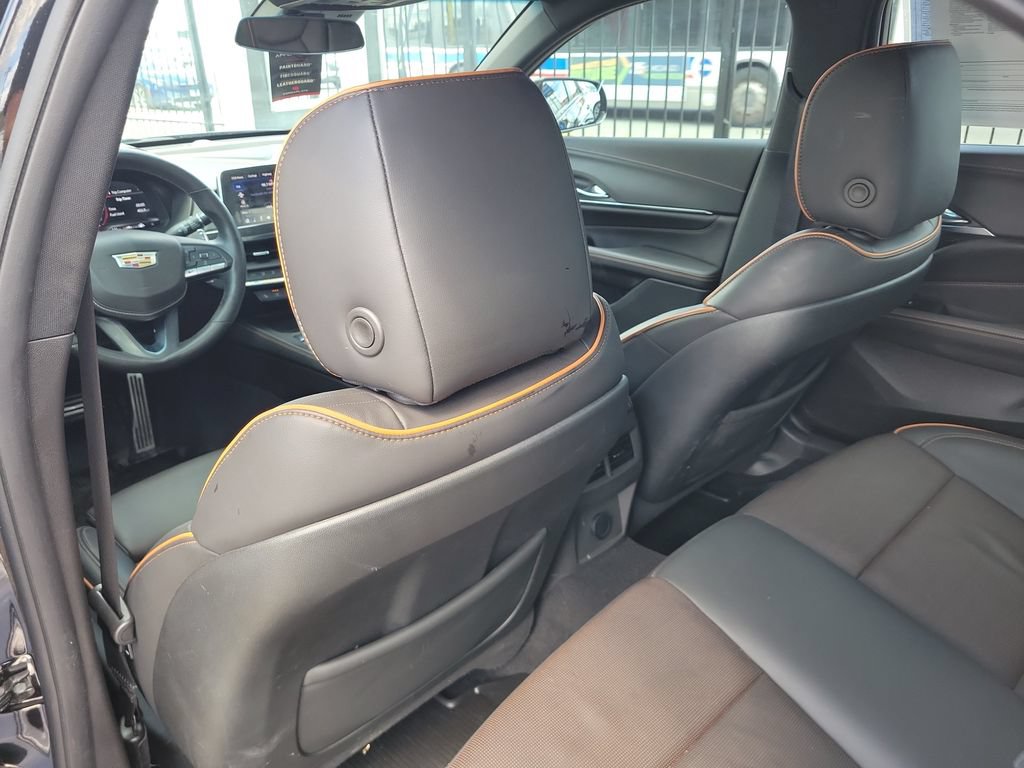 Used 2025 Cadillac CT4 V w/ Technology Package AWD/4WD image 11