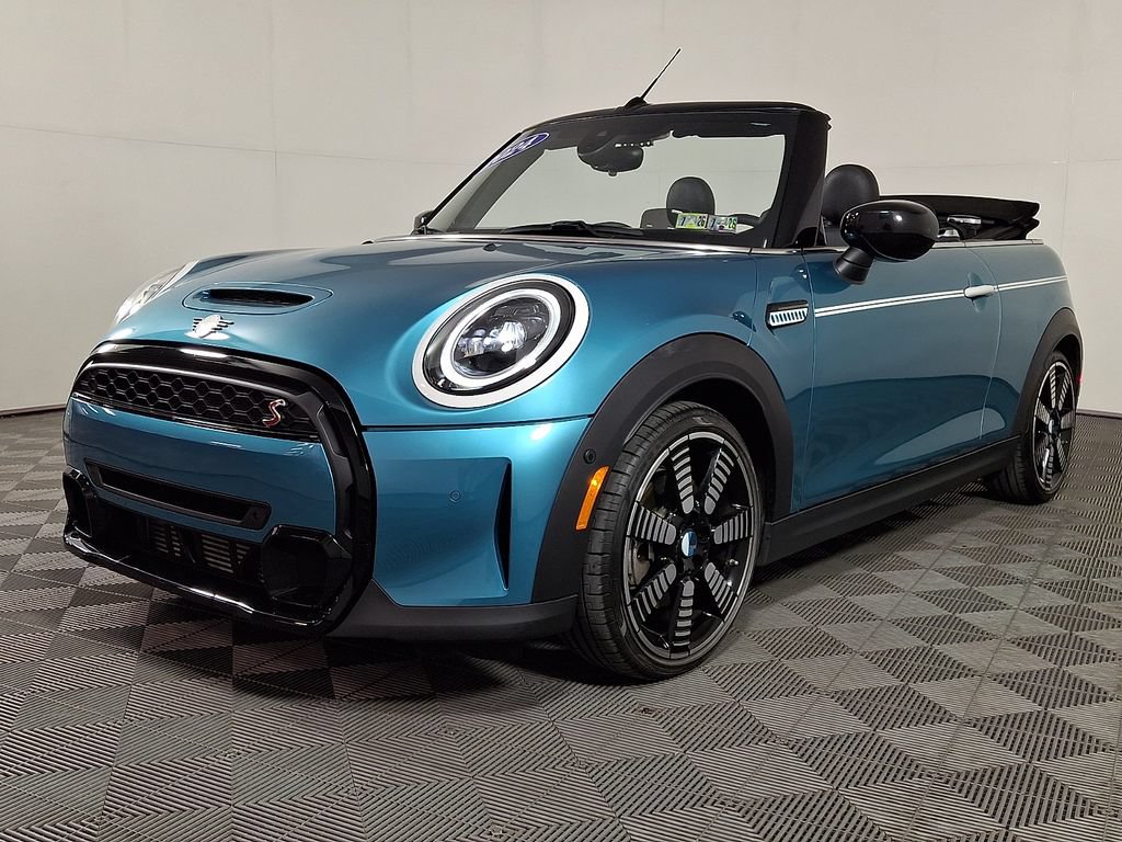 Used 2024 MINI Cooper S w/ Seaside Edition FWD image 6