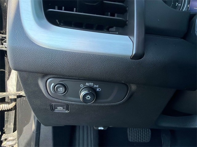 Used 2023 GMC Terrain SLE w/ Driver Convenience Package image 29