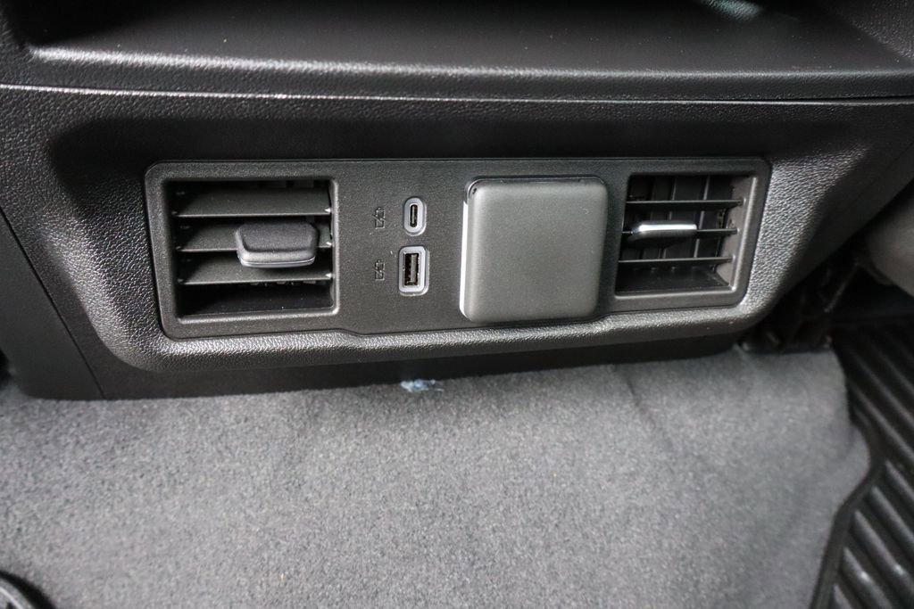 Used 2026 Chevrolet Silverado 1500 LT AWD/4WD image 24